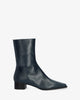 Skórzane botki na obcasie granatowe