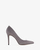 Heeled shoes in grey suede