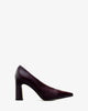 Stilettos in burgundy leather