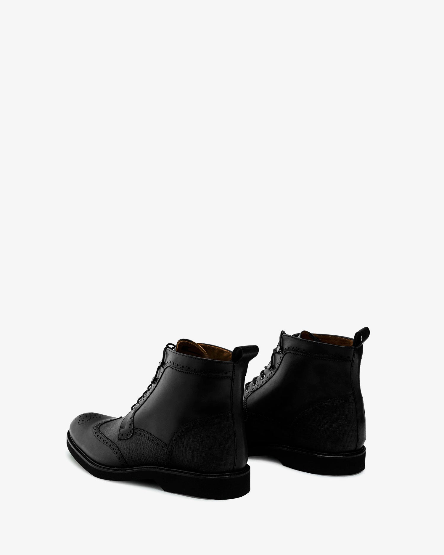 Wingtip boots in Black leather 49