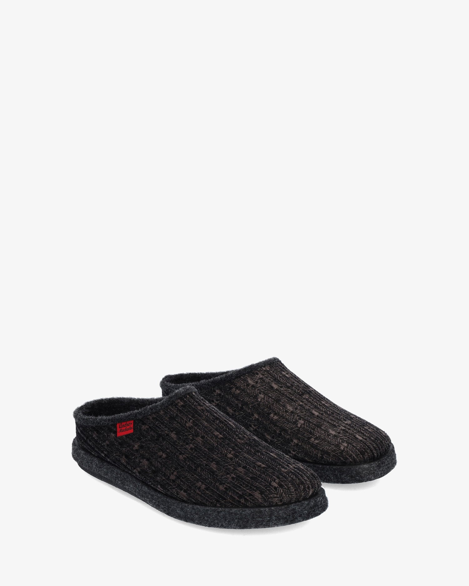 Zapatillas alpinas pana gris