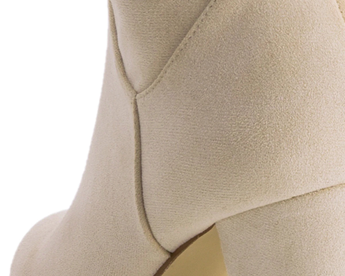 Botín tacón ante hueso