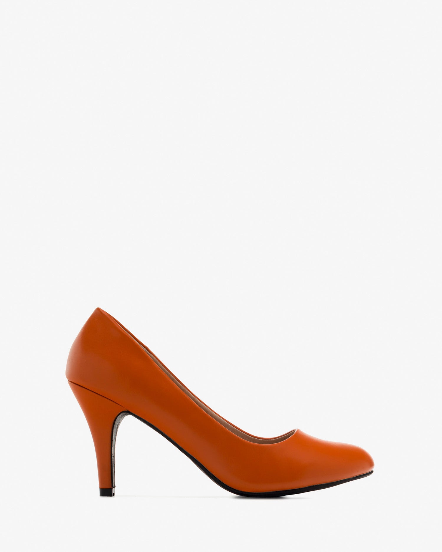 Retro pumps in orange faux soft-leather