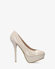 Décolleté in vernice beige con tacco da 14 cm