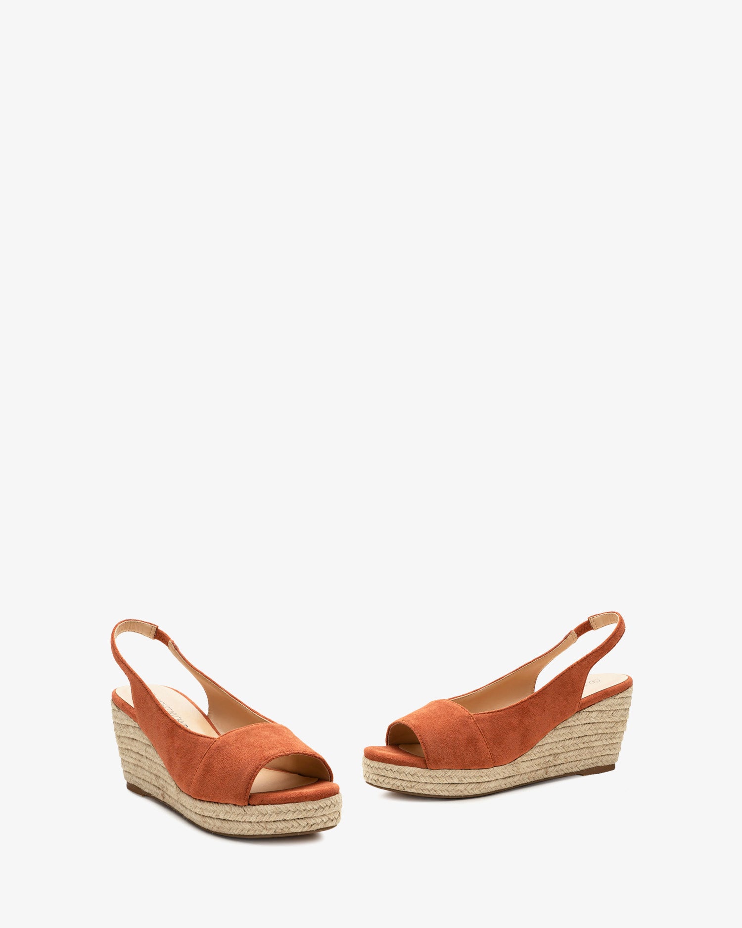 Alpargatas en símil ante teja con cuña de yute