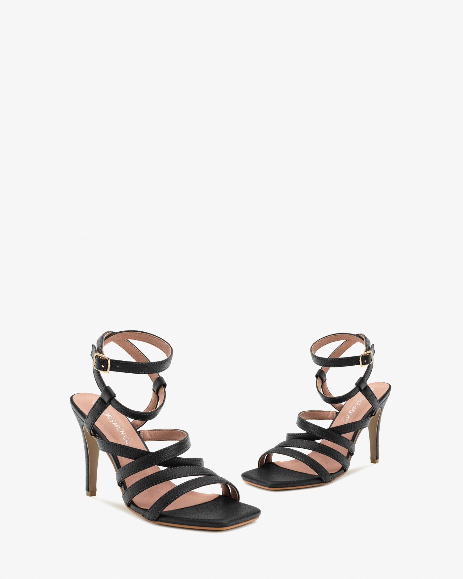 Sandales en soft noir à lanières