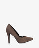 Heeled shoes in light brown faux suede