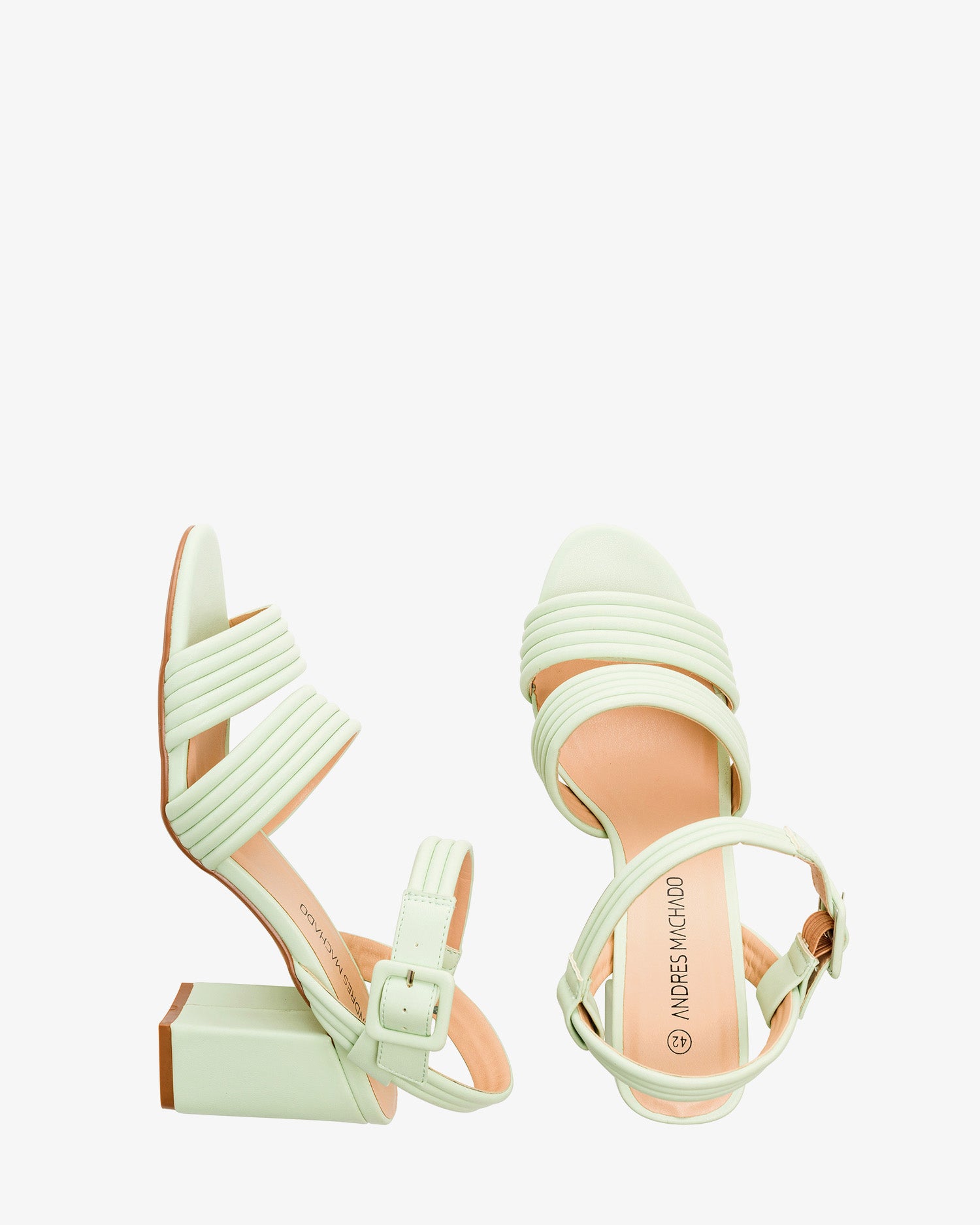 Sandalia en soft color menta