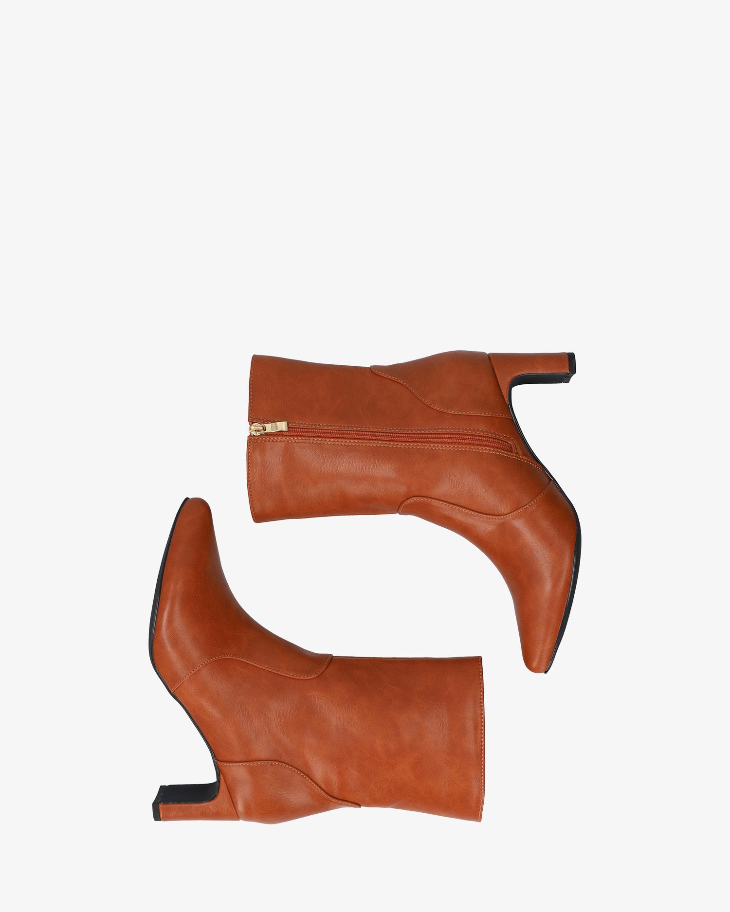 Botín con tacón en soft camel