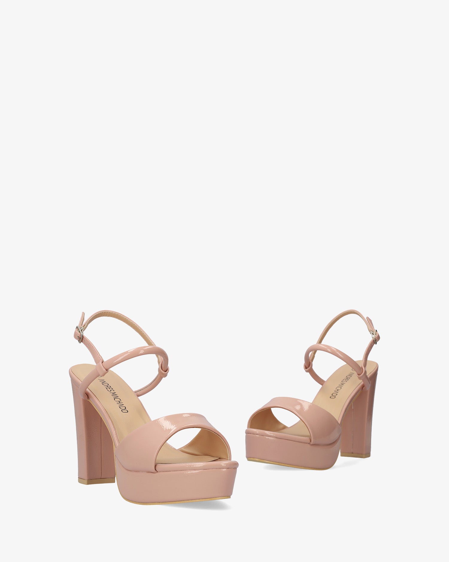 Sandale en vernis nude à talon large et haut