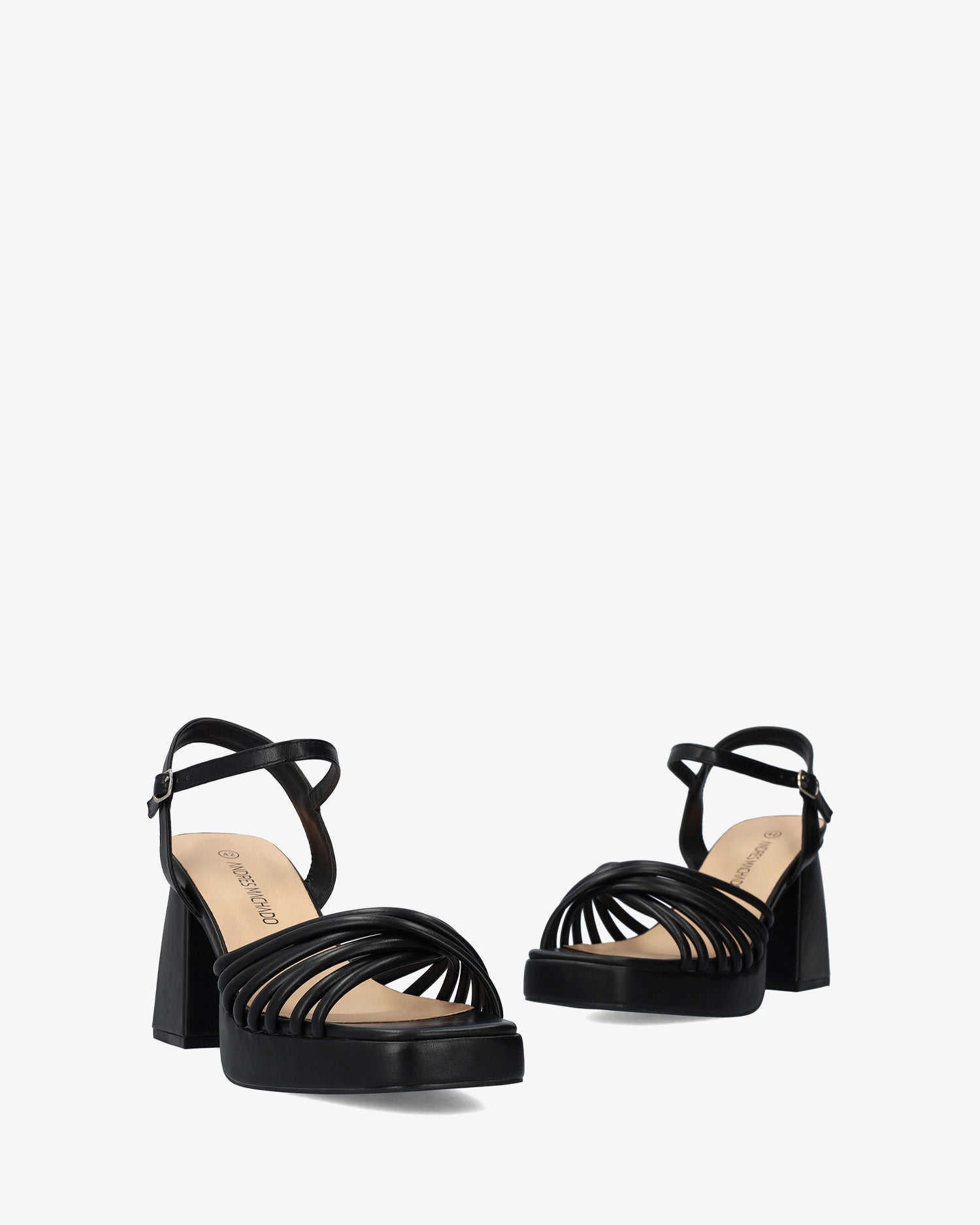 Sandale en soft noir à talon large et plateforme