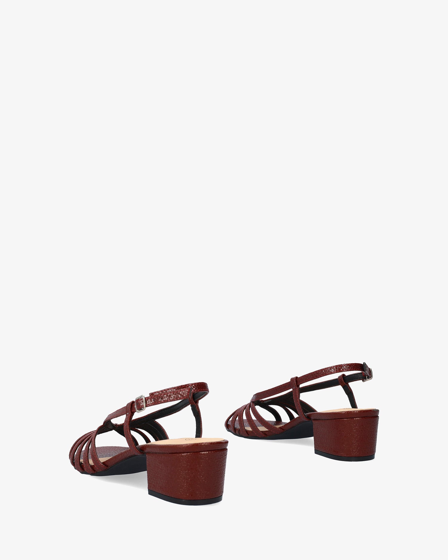 Sandalia destalonada de tacón ancho en soft burdeos
