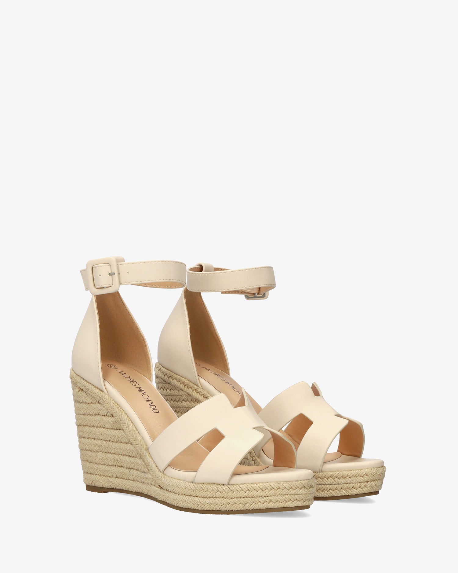 Espadrille en soft crème avec talon compensé en jute