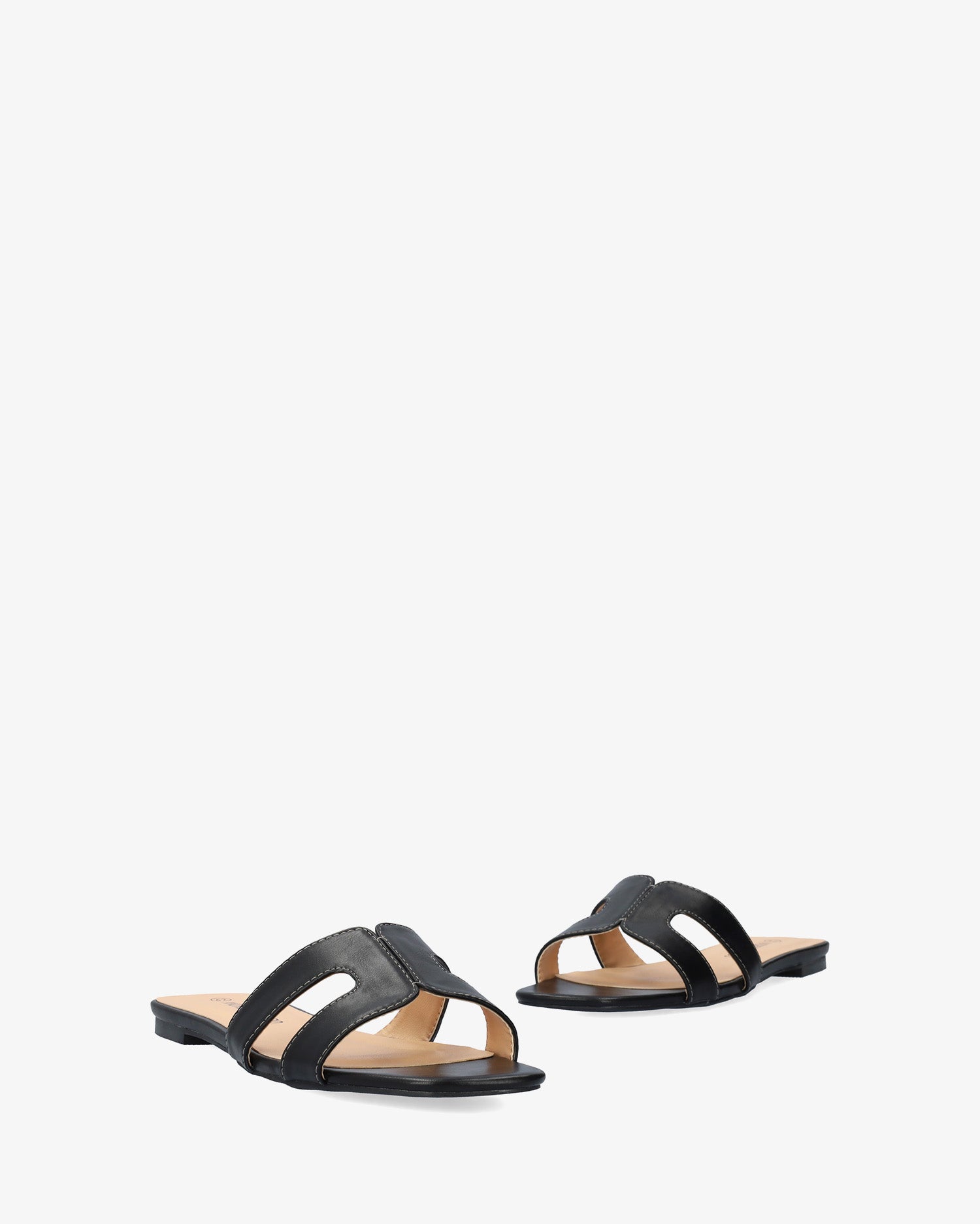Flat soft black sandal
