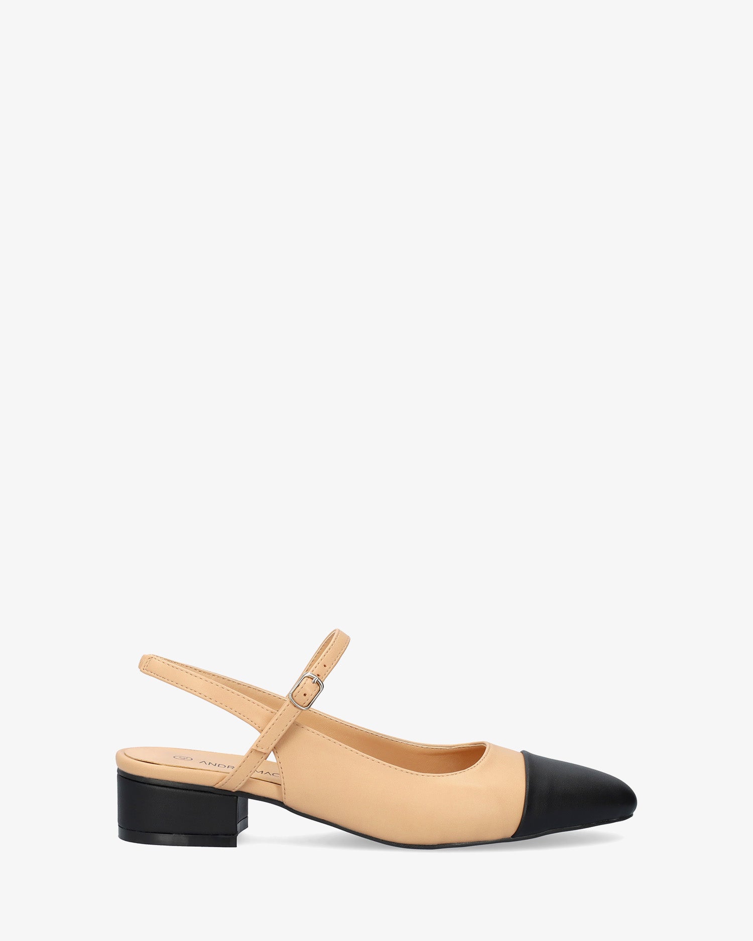 Rounded-toe slingback court shoe in soft beige