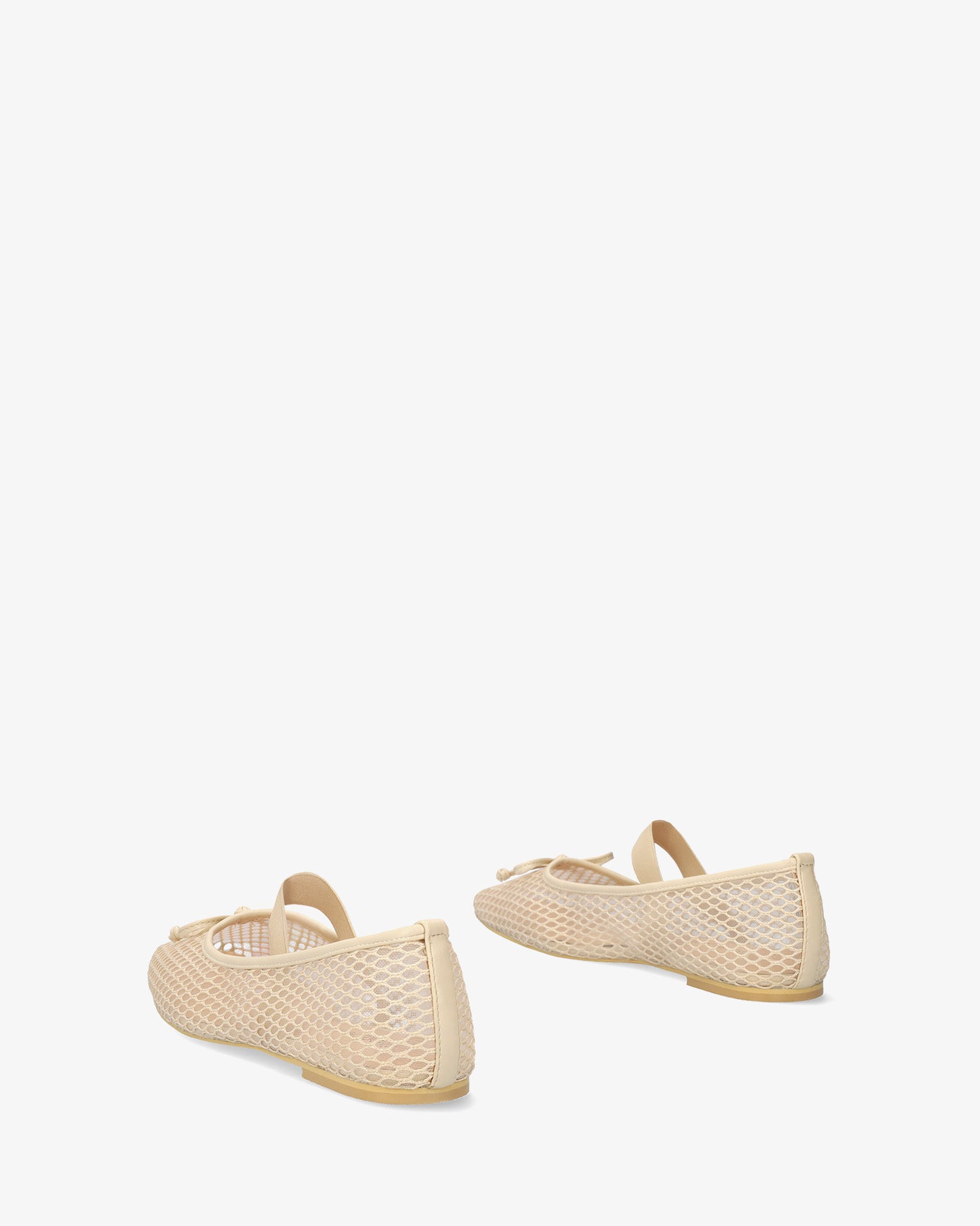 Bailarina plana en rejilla crema