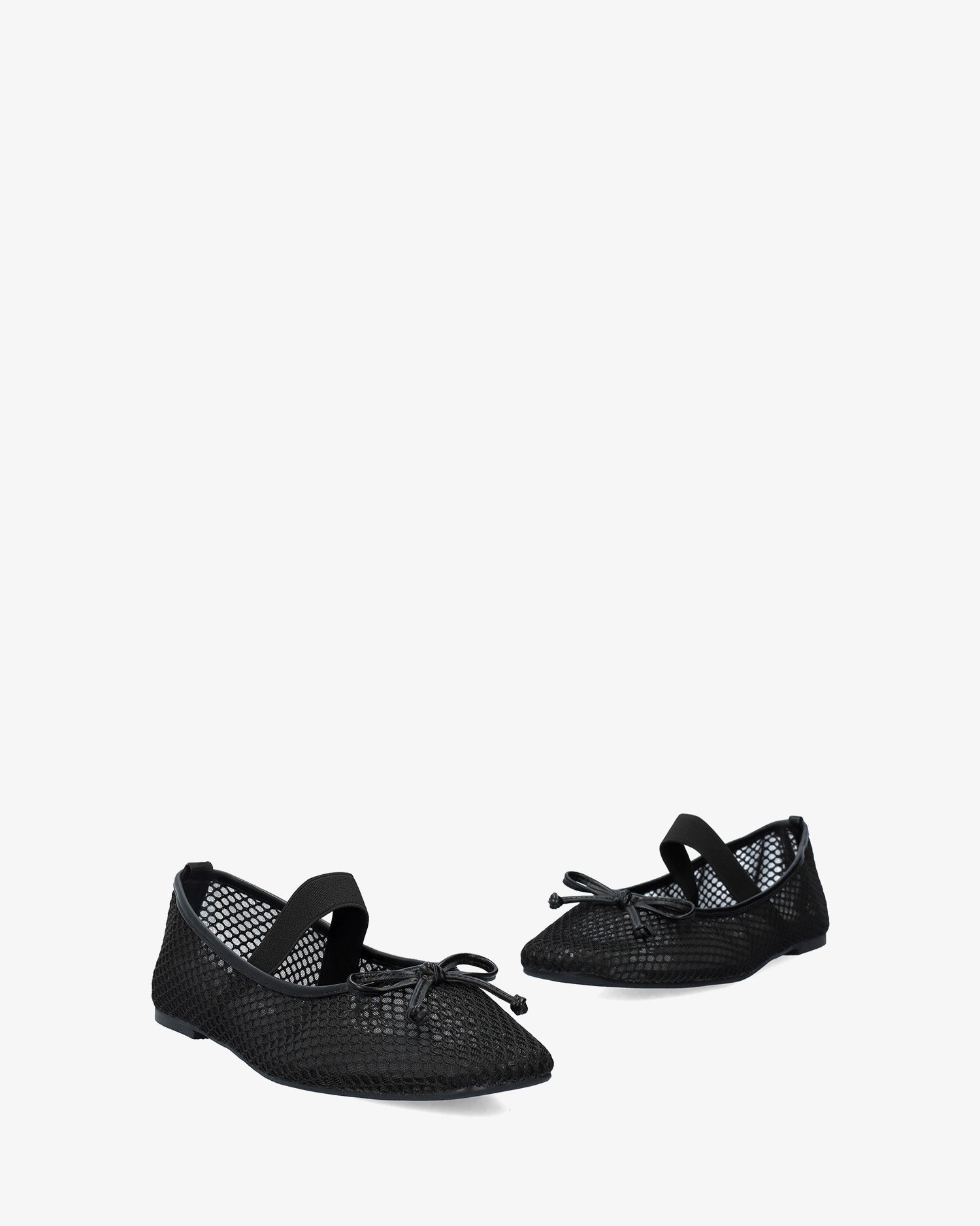 Bailarina plana en rejilla negro
