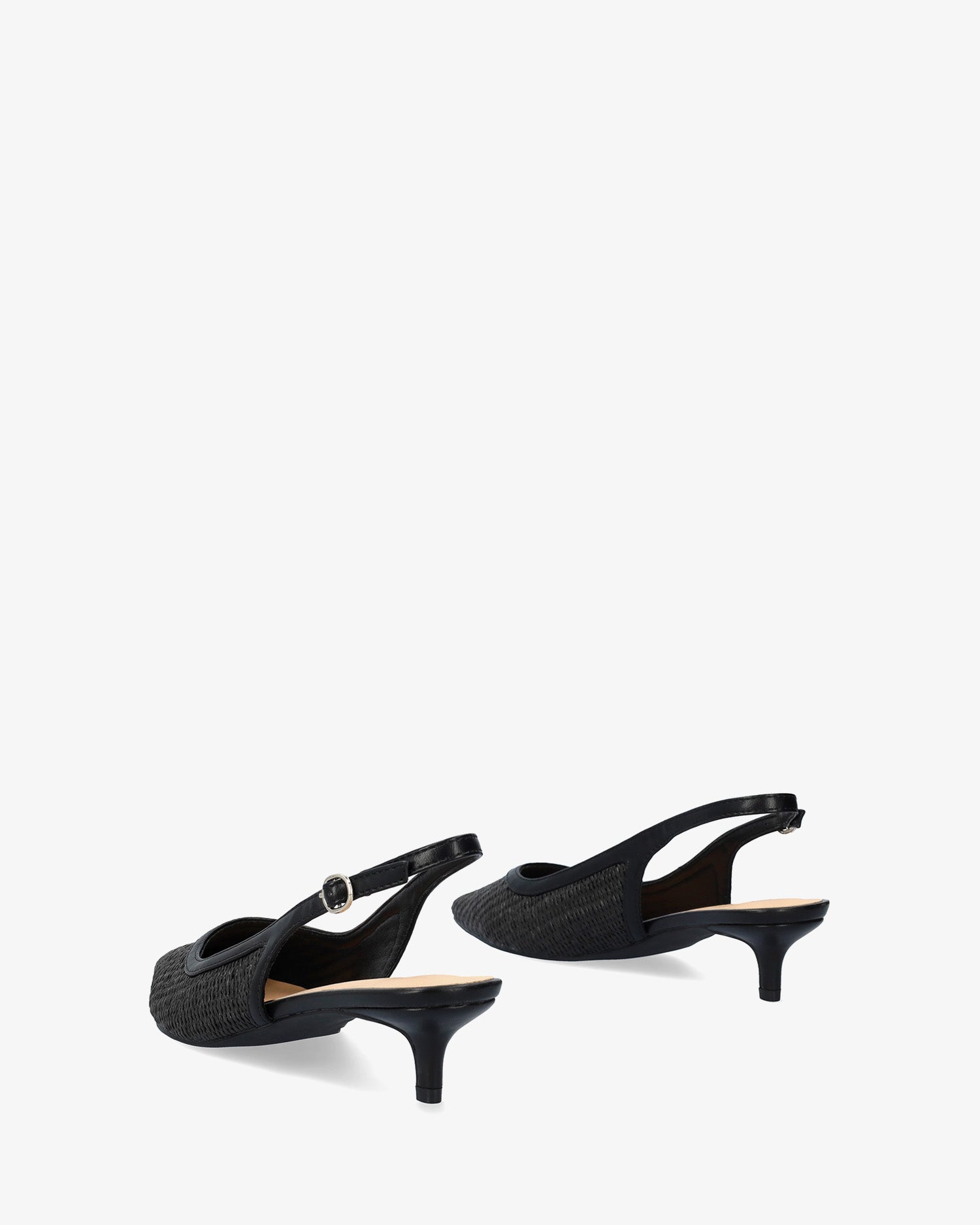 Pointed-toe slingback court shoe black
