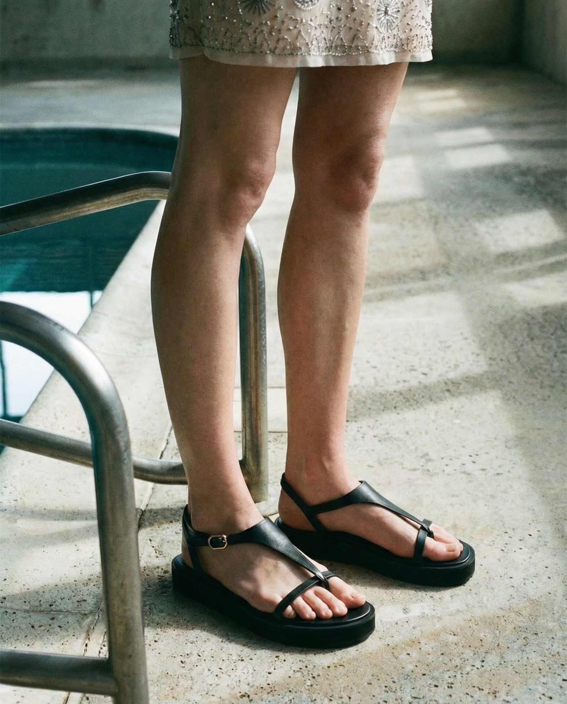 Sandalia plana en soft negro