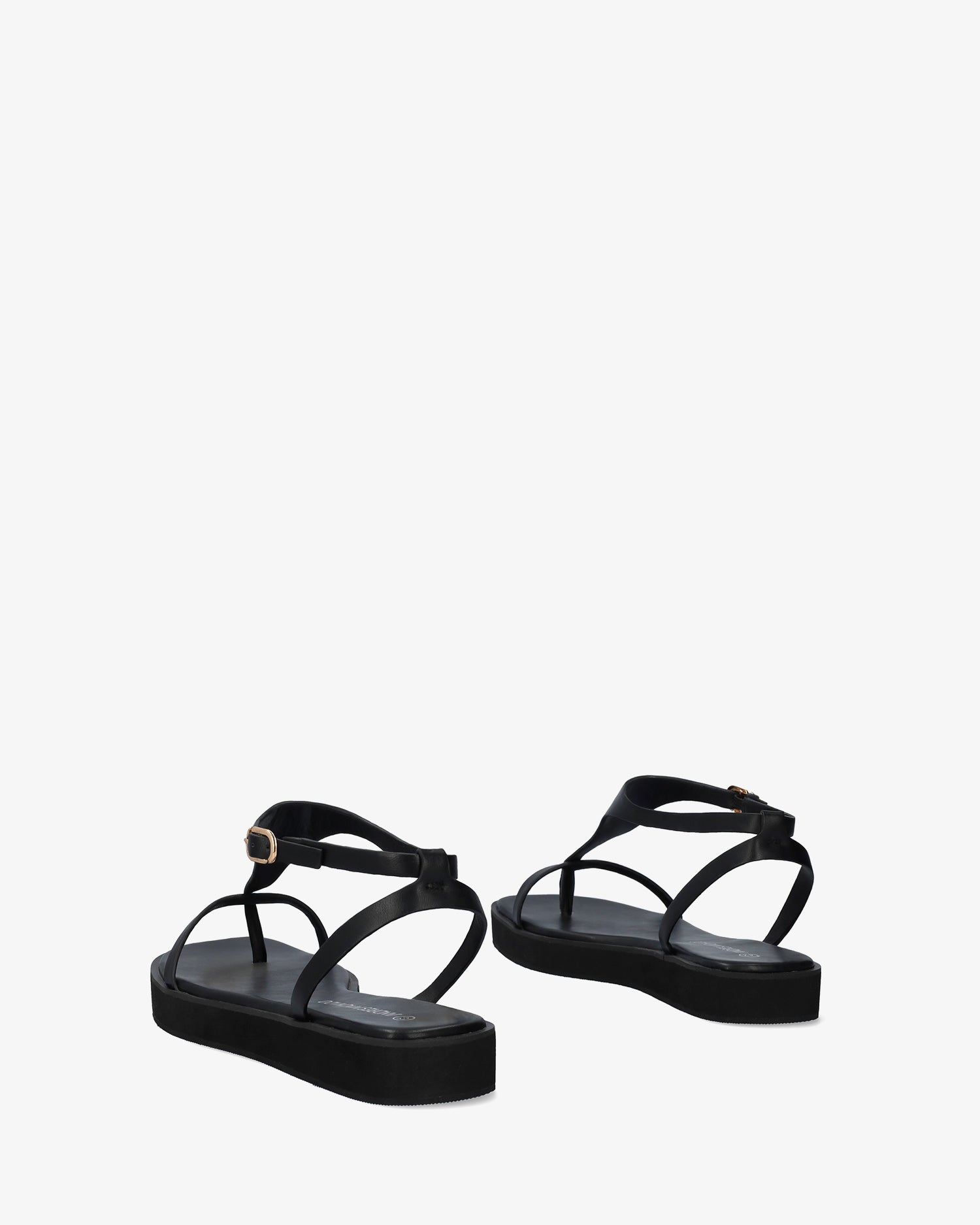 Sandalia plana en soft negro