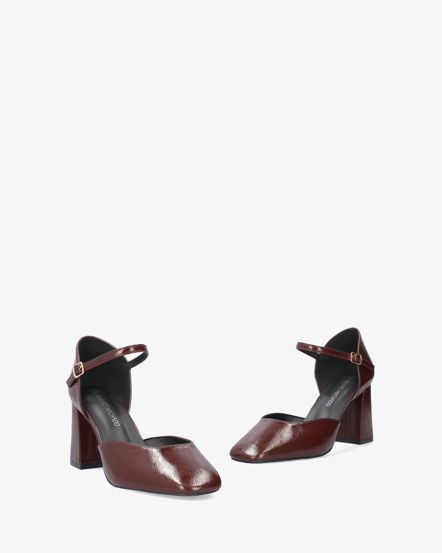 Pumps aus bordeauxfarbenem Lackleder 