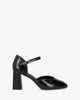 Pumps aus schwarzem Lackleder 
