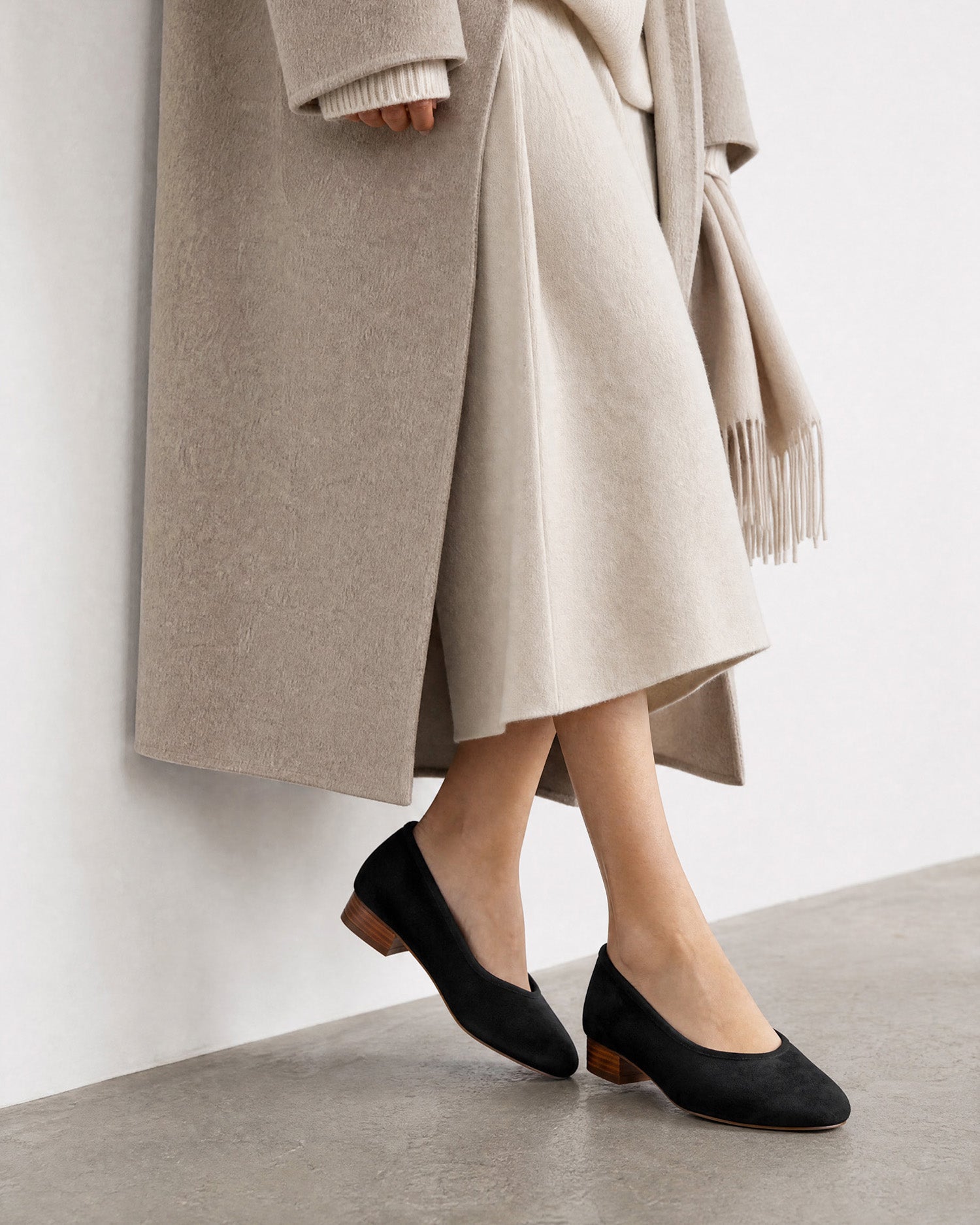 Ballerina in simil camoscio nero 