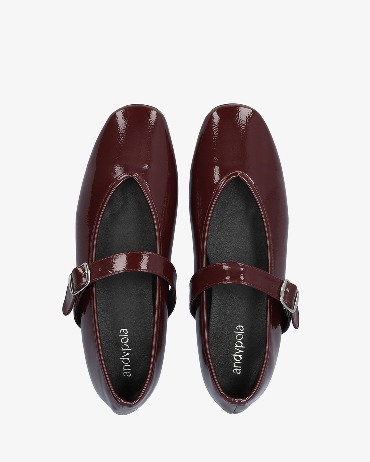 Flat Mary Jane ballerina in crinkled burgundy patent leather 