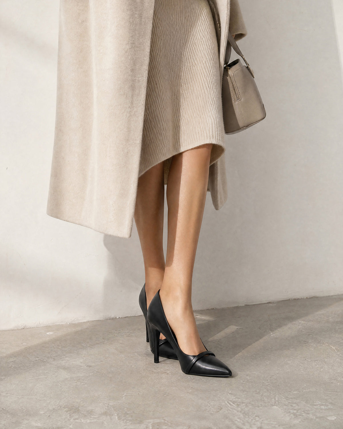 Pumps mit Absatz aus schwarzem Softleder 
