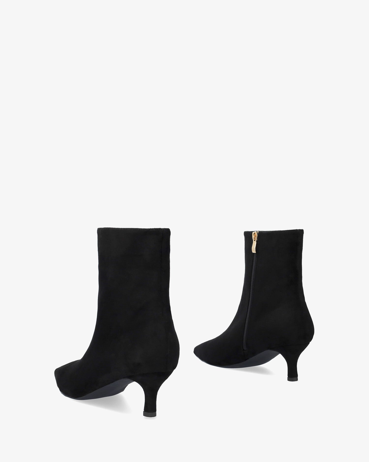 Stiefelette mit Absatz aus schwarzem Velourslederimitat 