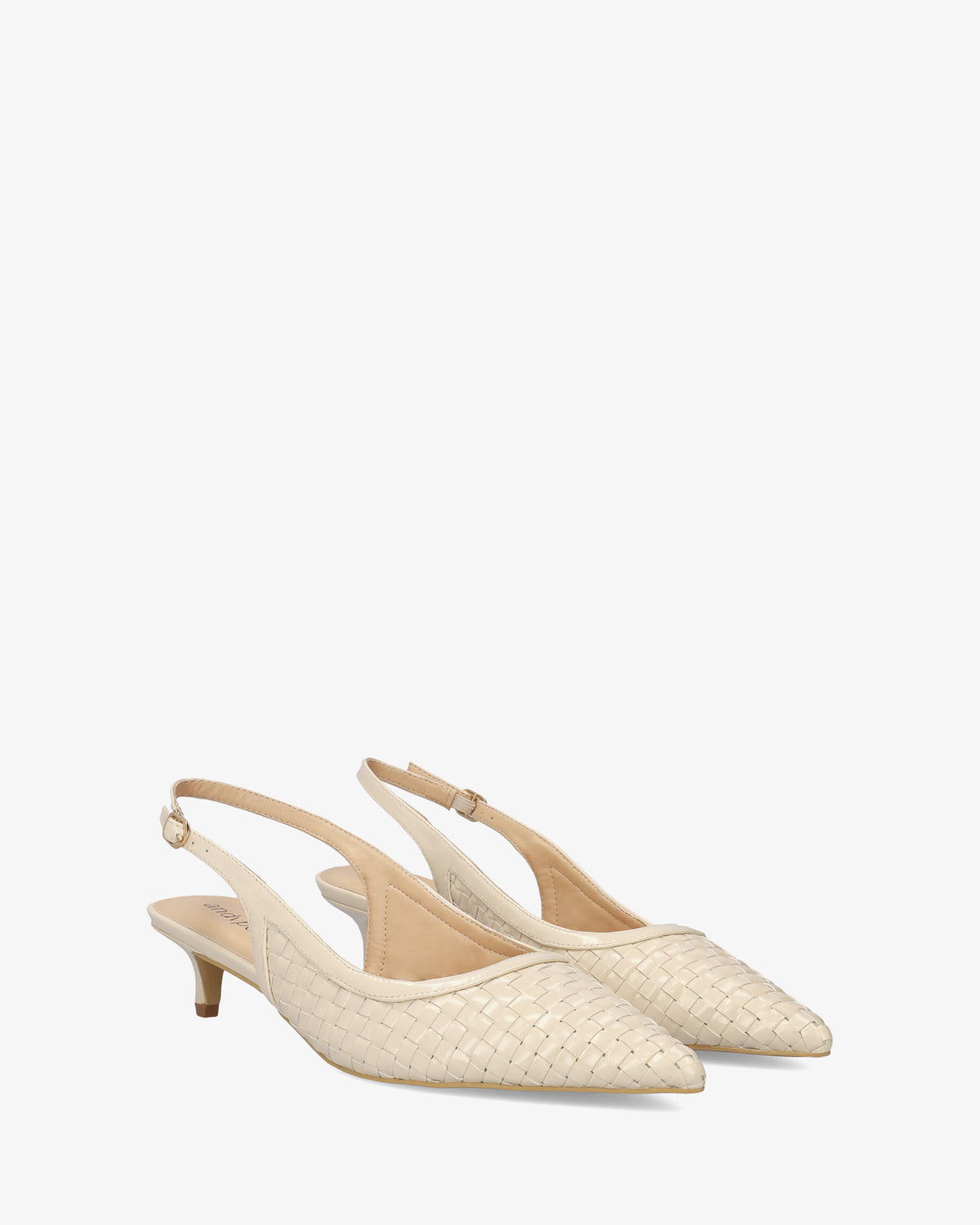 Open-back court shoe in ivory woven soft leather 