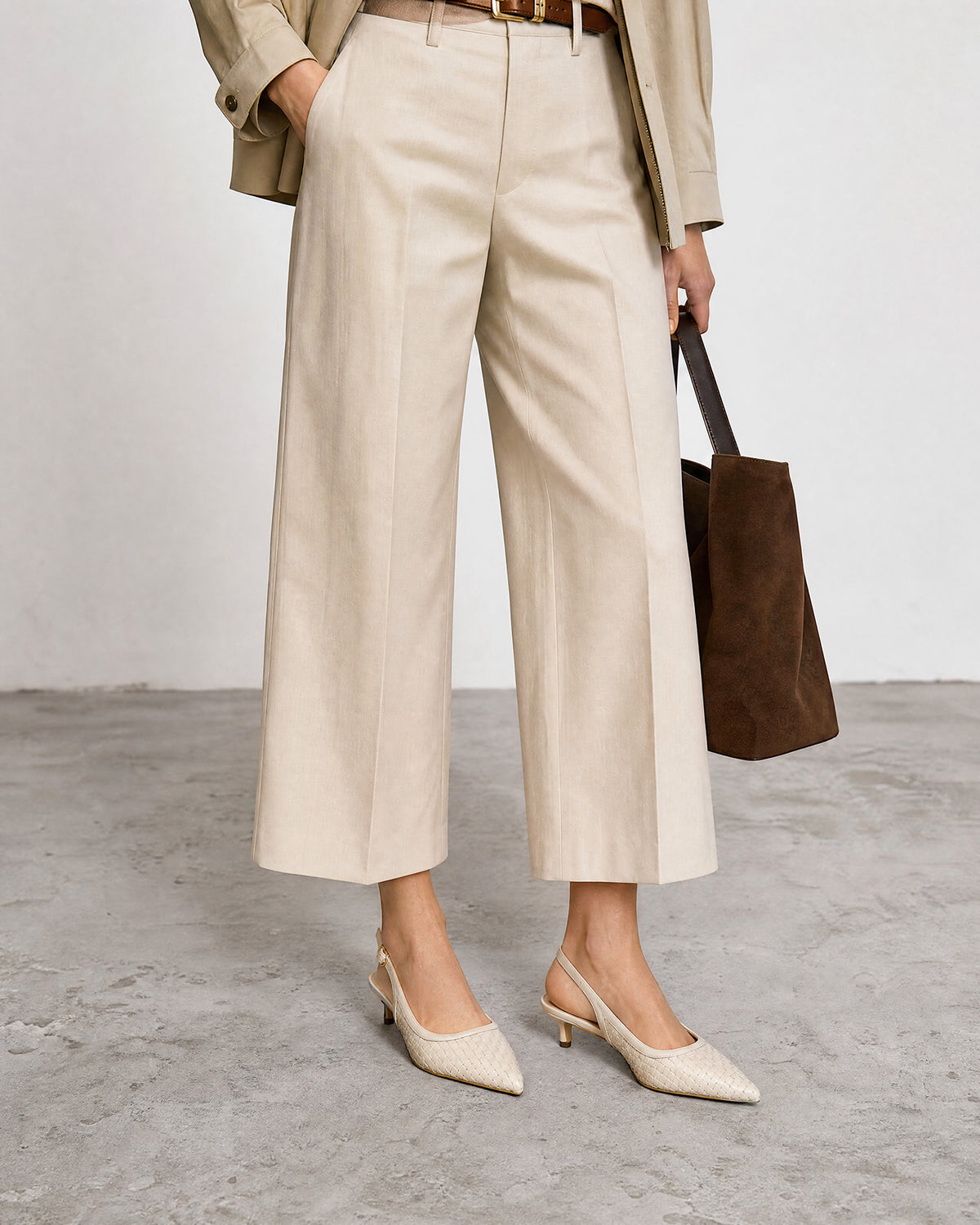 Open-back court shoe in ivory woven soft leather 
