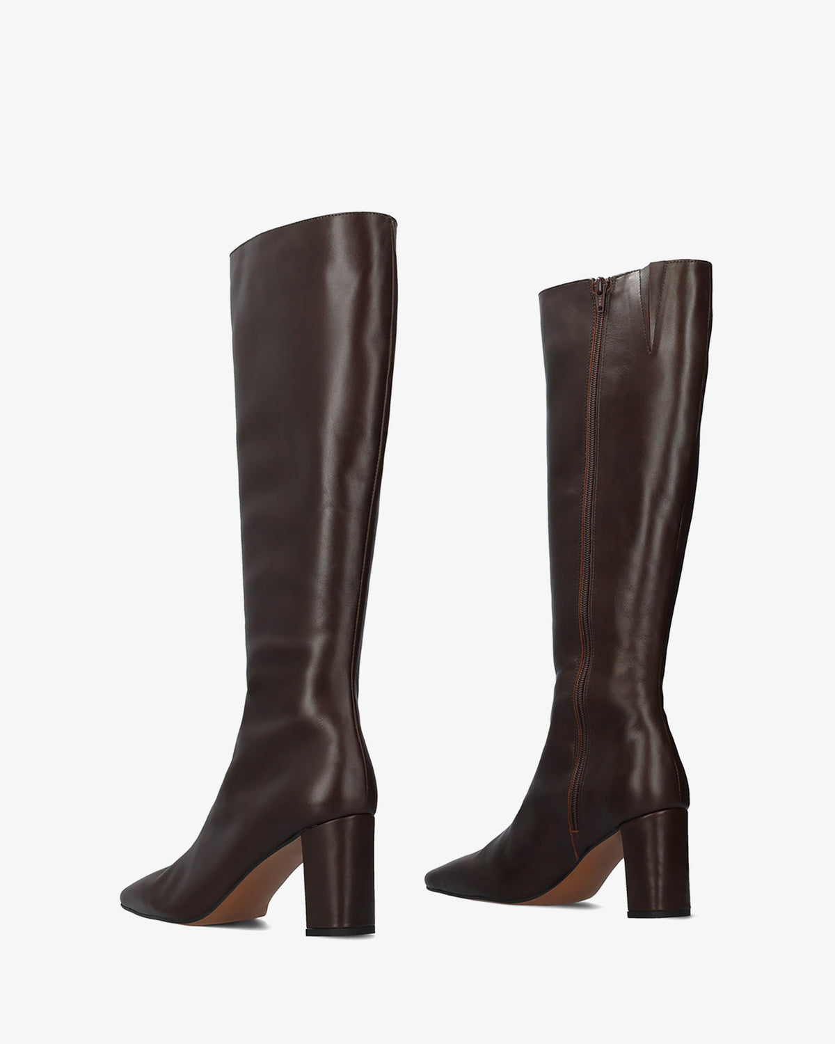 Hoher Stiefel mit Absatz aus braunem Leder 