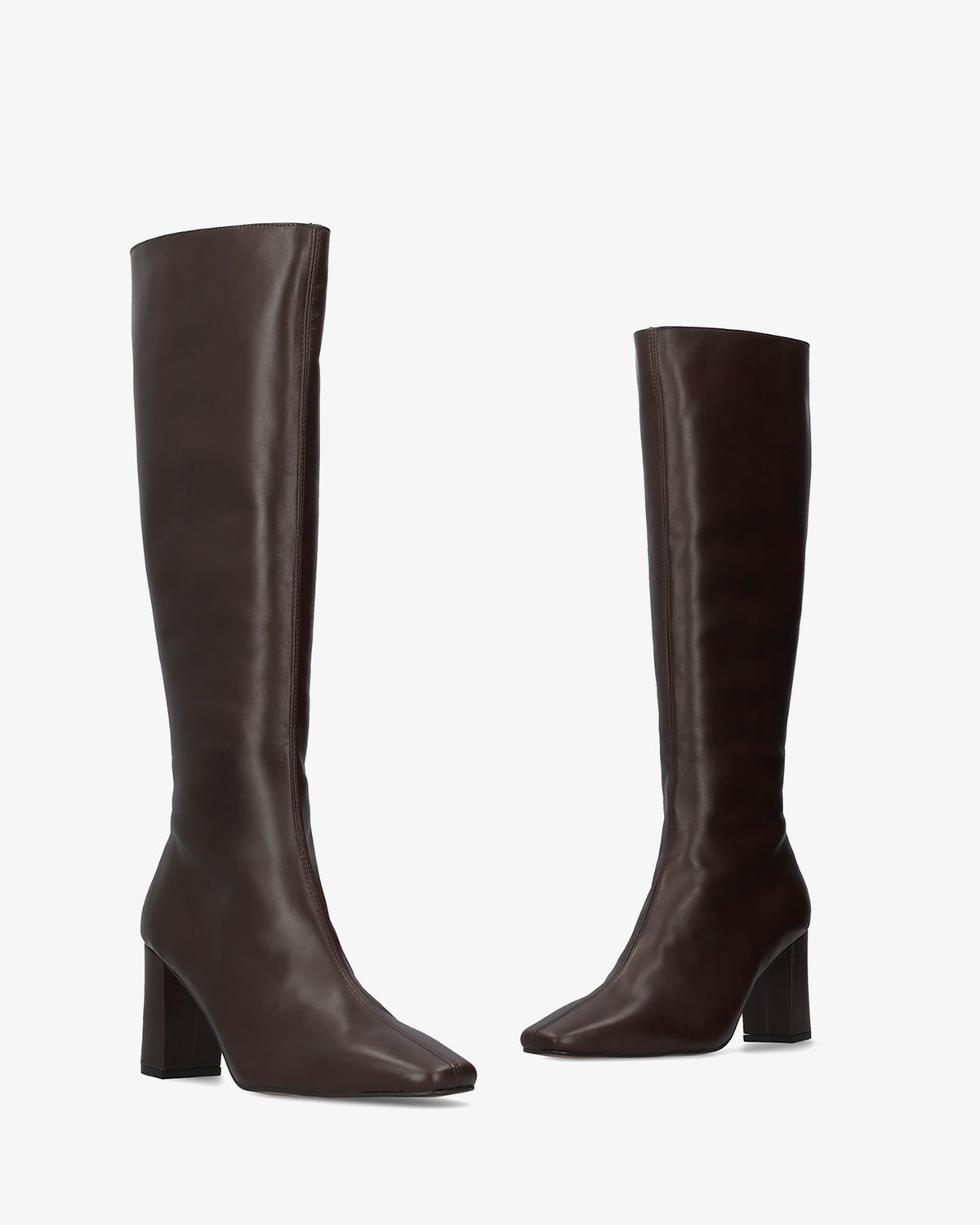 Hoher Stiefel mit Absatz aus braunem Leder 