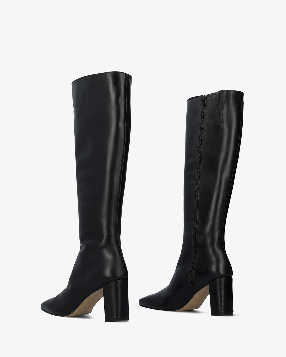 Hoher Stiefel mit Absatz aus schwarzem Leder. 