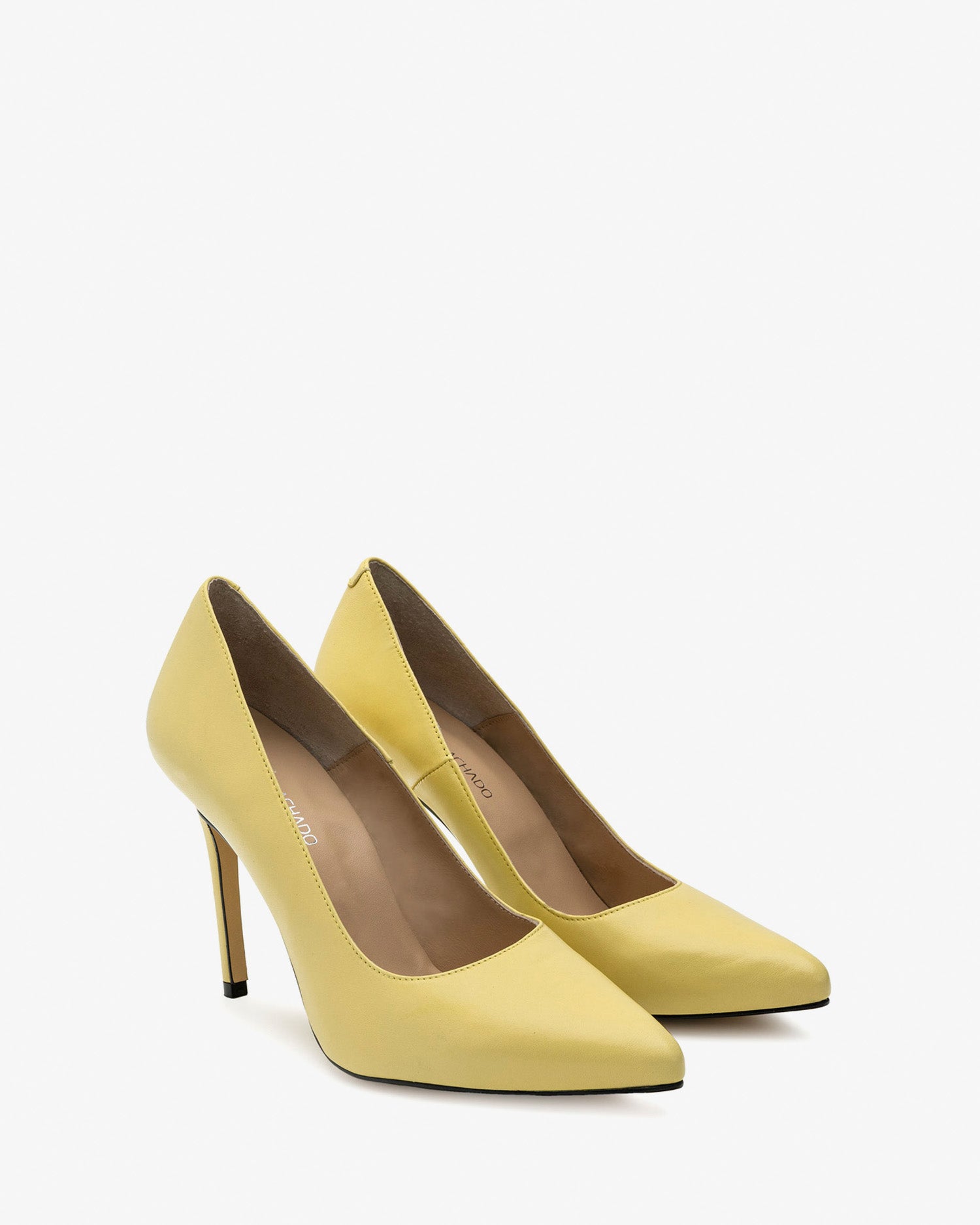 Sapato de salto em pele amarelo