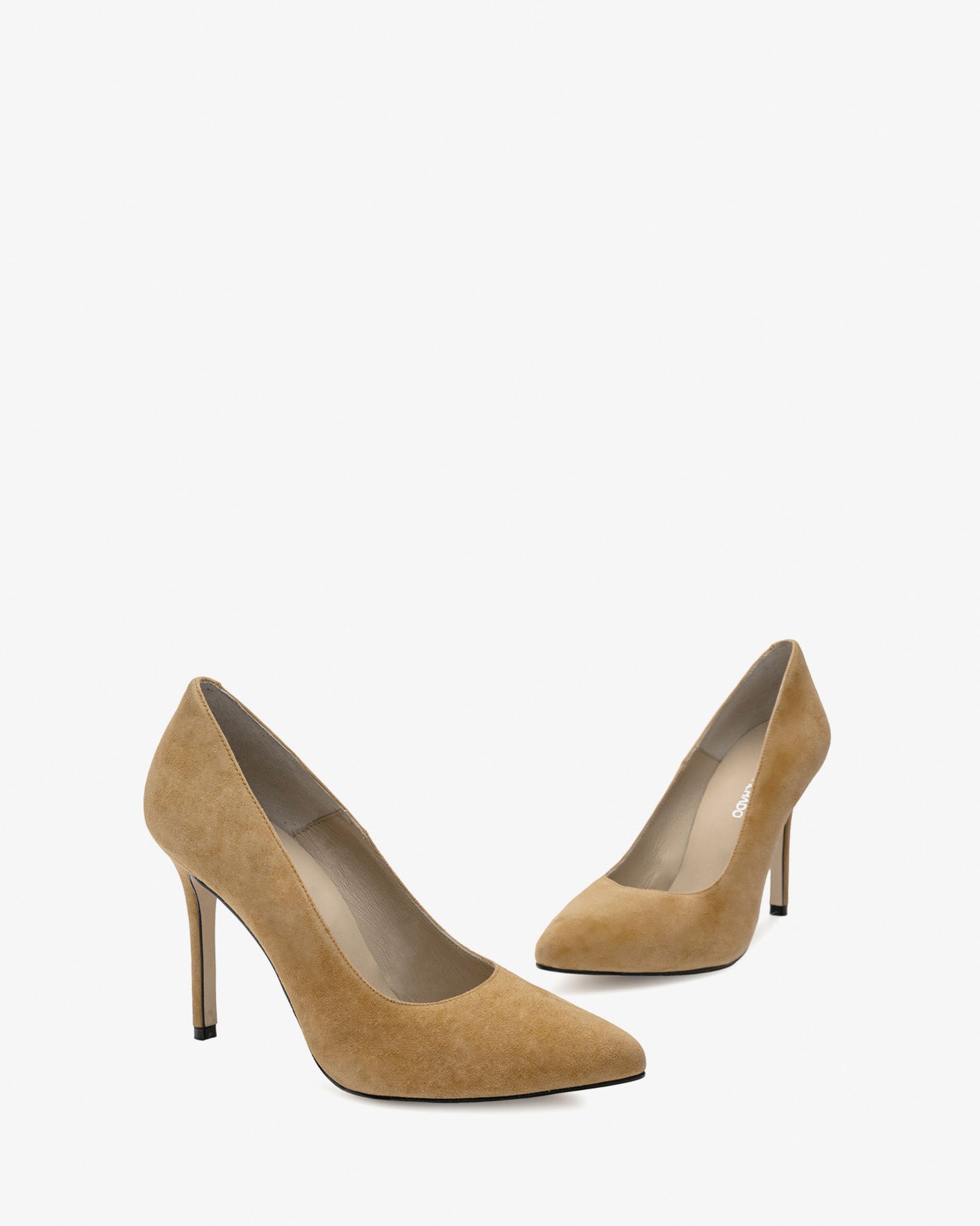 Heeled shoes in camel suede