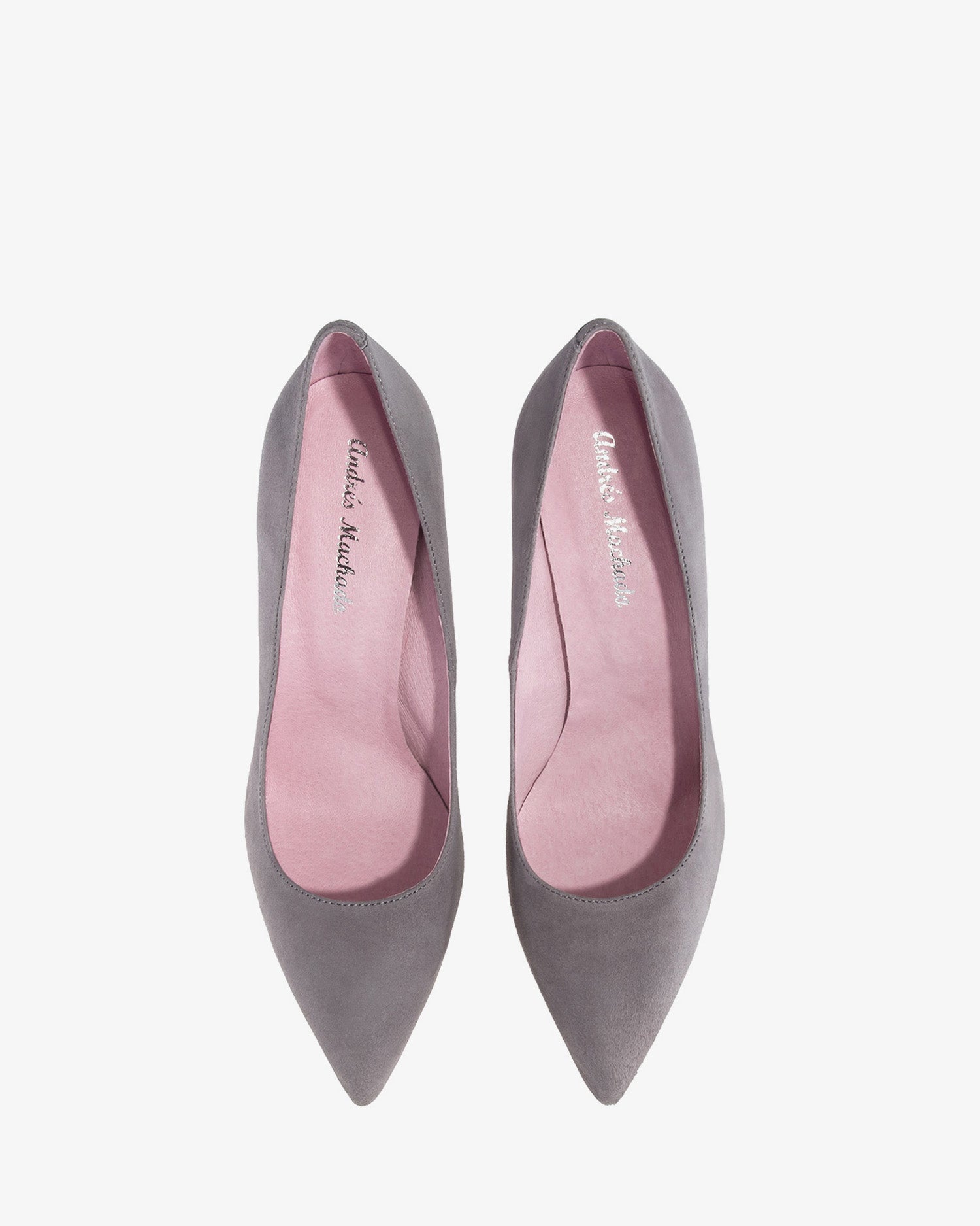 Scarpa con tacco in camoscio grigio