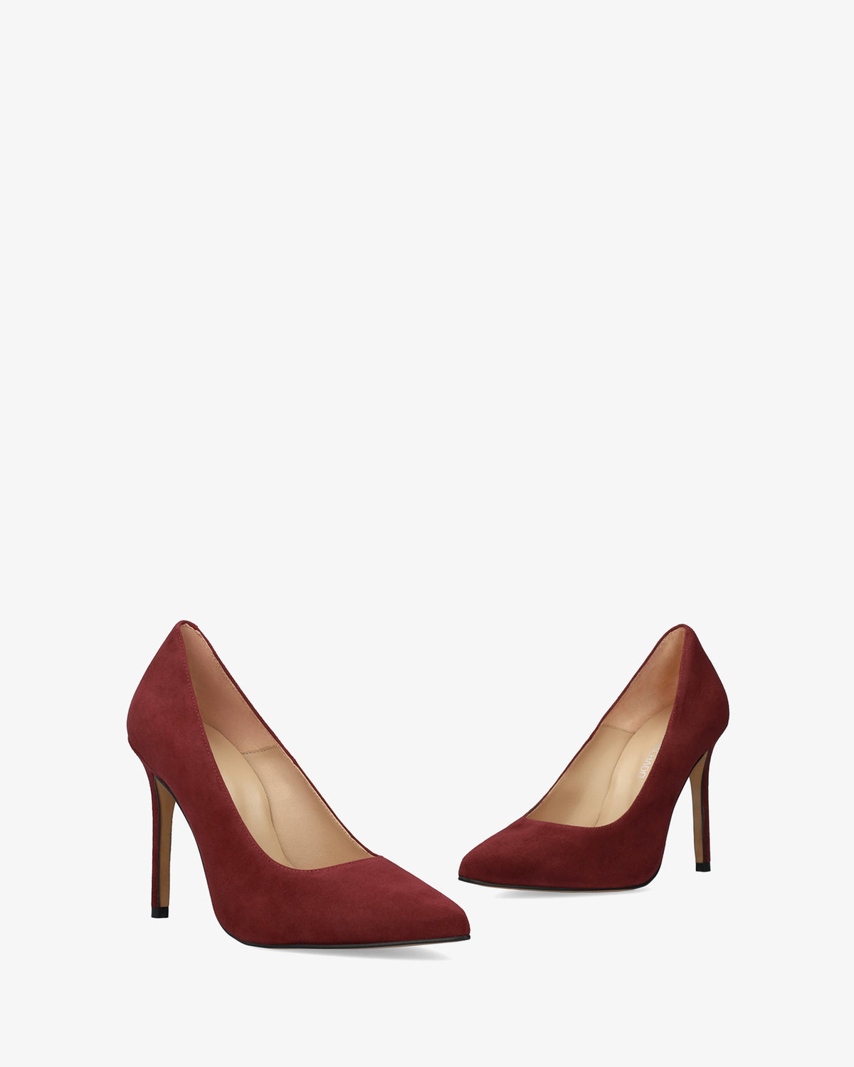 Heeled shoes in burgundy suede