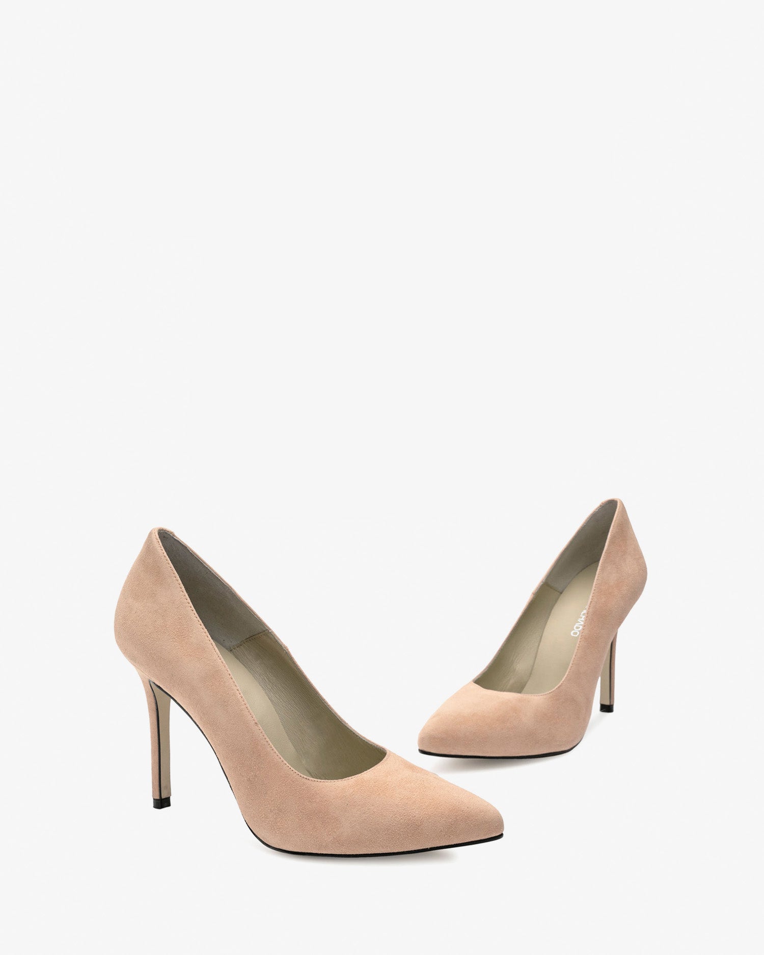Heeled shoes in pink suede