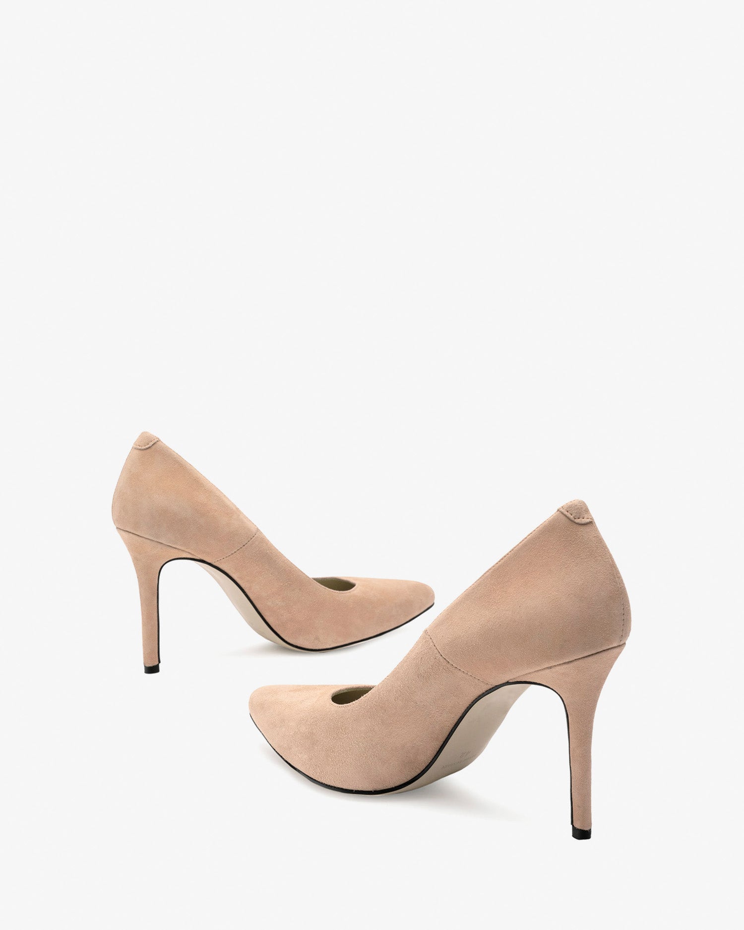Heeled shoes in pink suede