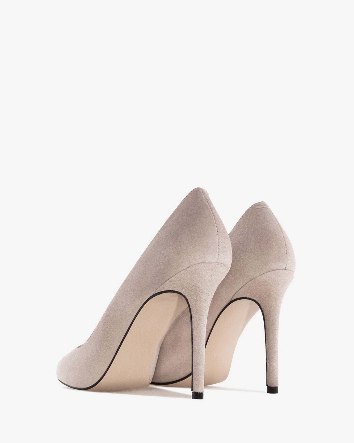 Heeled shoes in taupe suede