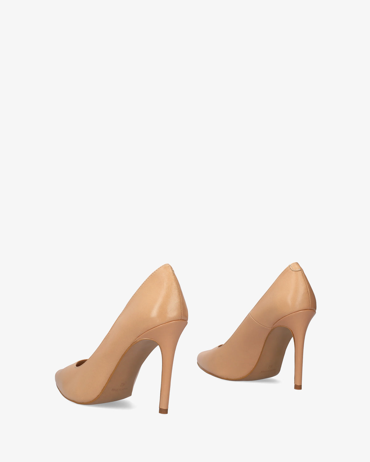 Heeled shoes in nude coloured nappa leather