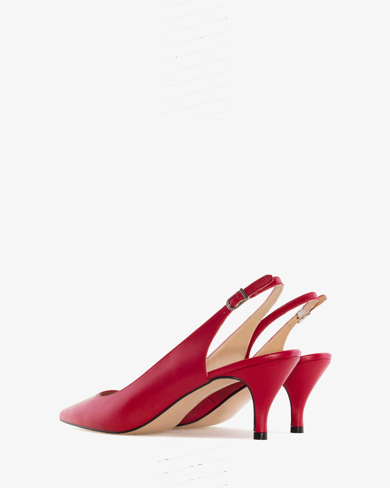 Fine toe slingback shoes in red leather