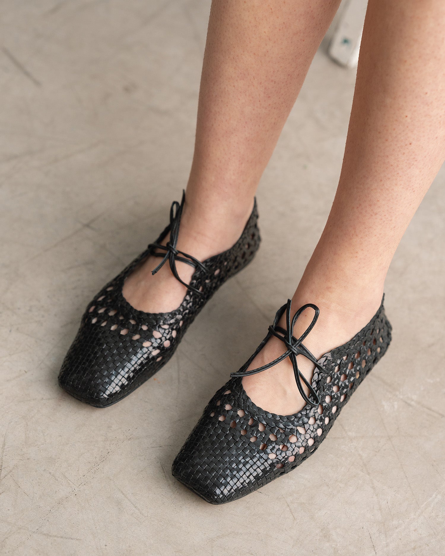 Ballerine plate en maille couleur noir
