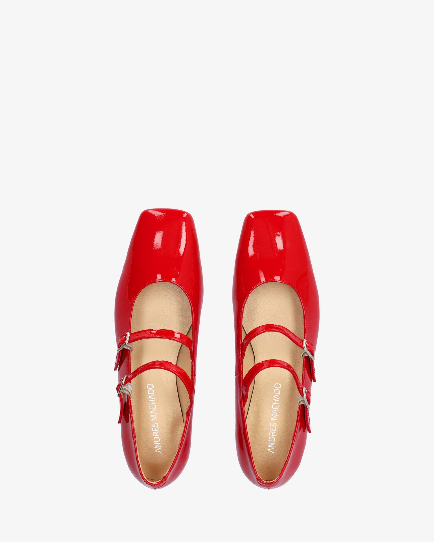 Bailarina plana en charol rojo