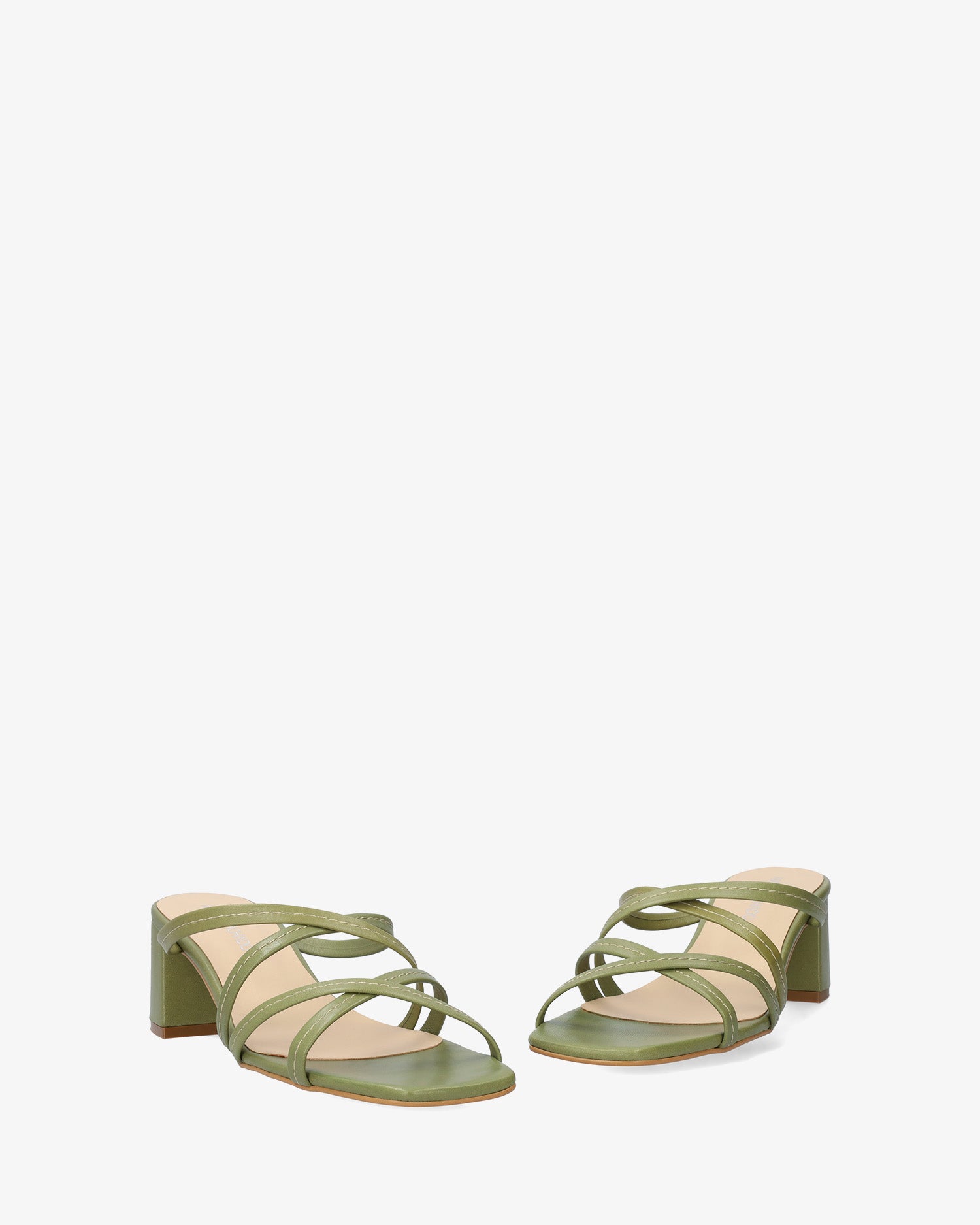 Sandalia con tacón en piel kaki