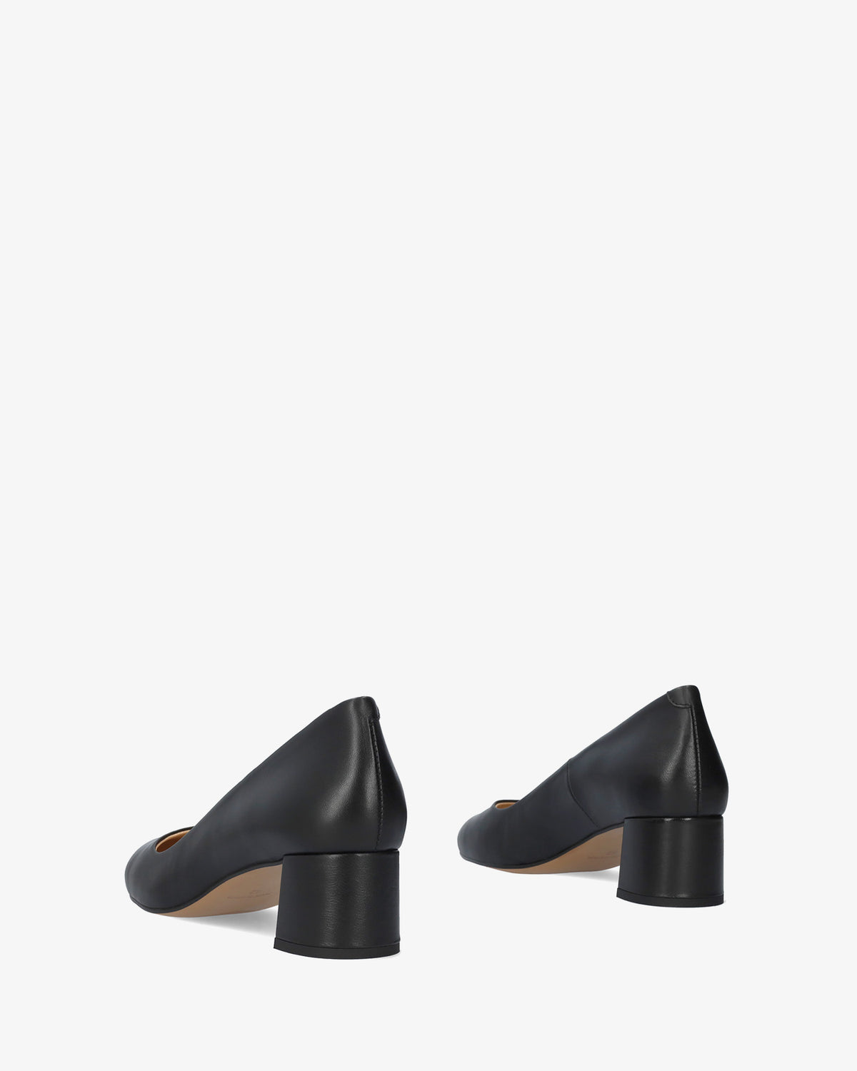 Décolleté in pelle nera