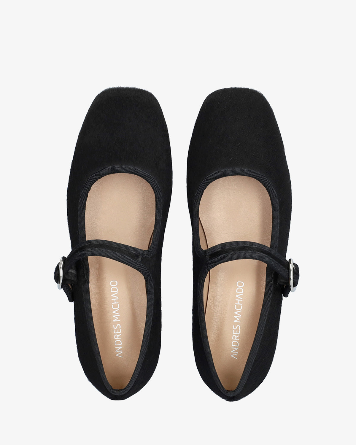 Ballerine plate en cuir noir 