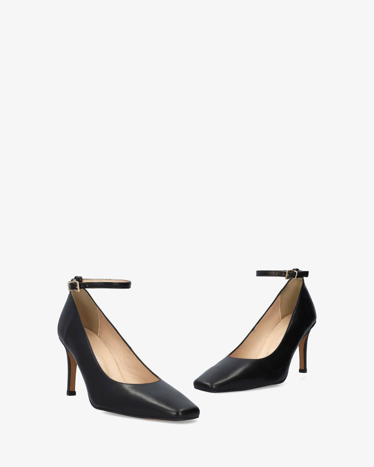 Pumps mit Absatz aus metallisiertem schwarzem Leder 